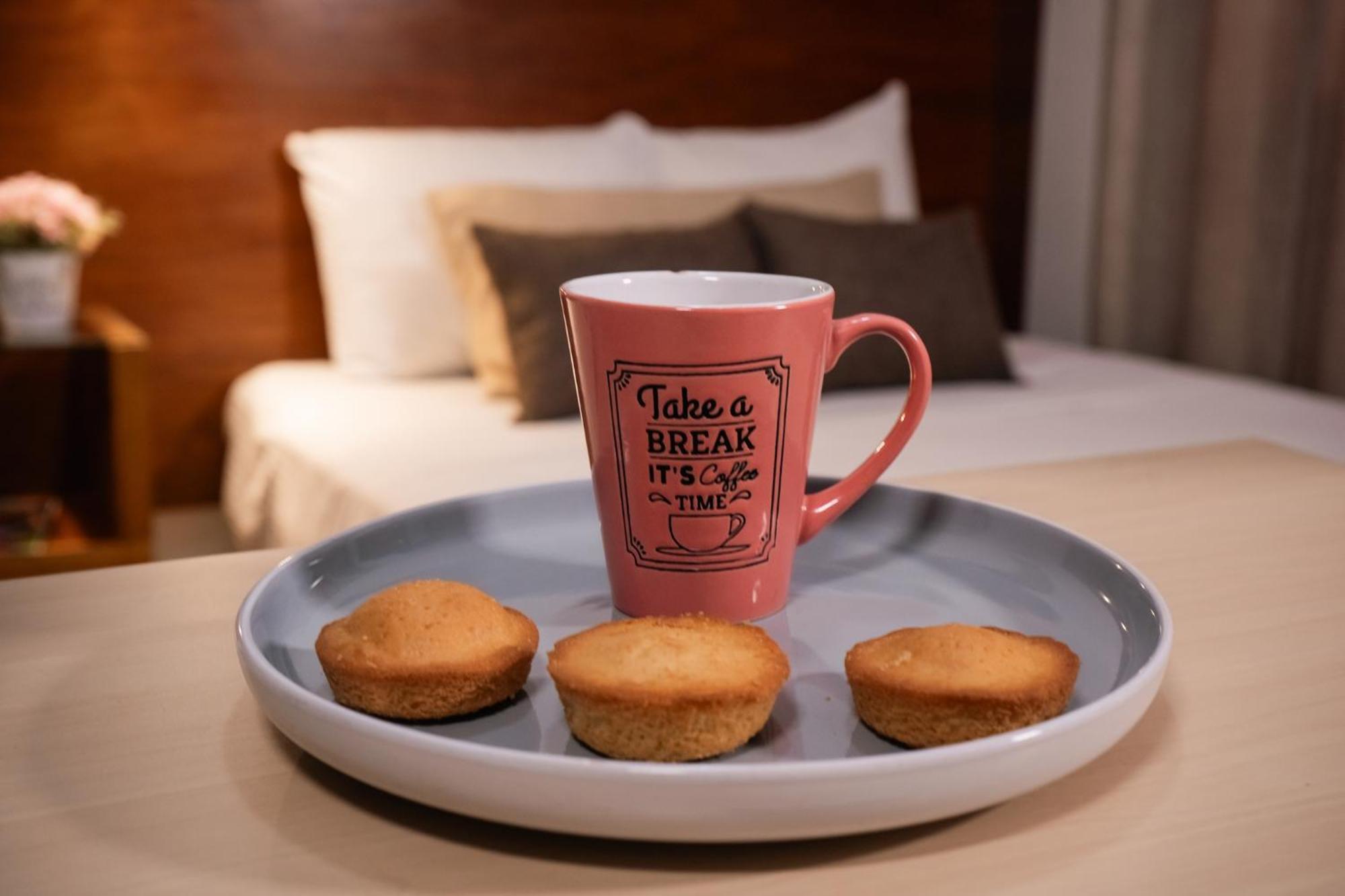 Hotel Del Carmen, En El Centro- Desayuno Incluido !
